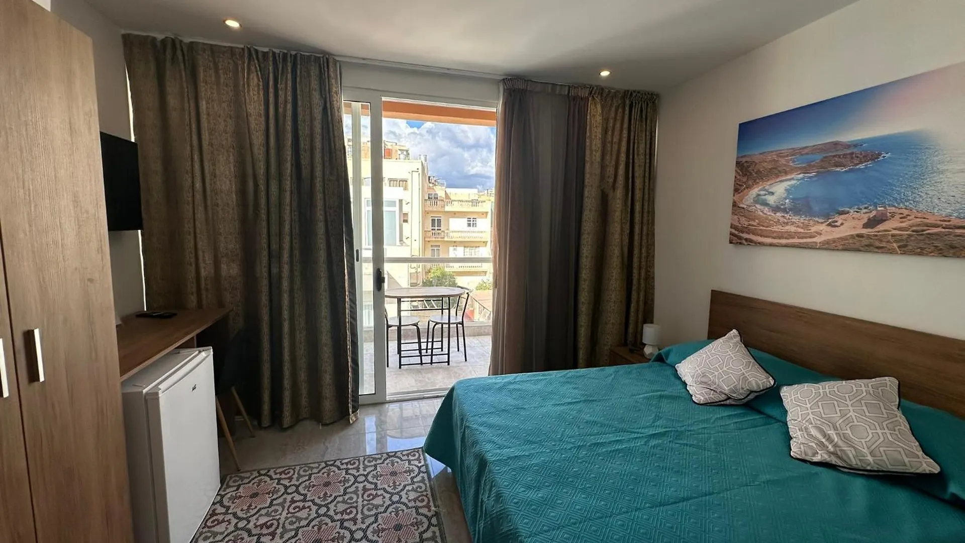 La Bella Guesthouse San Ġiljan