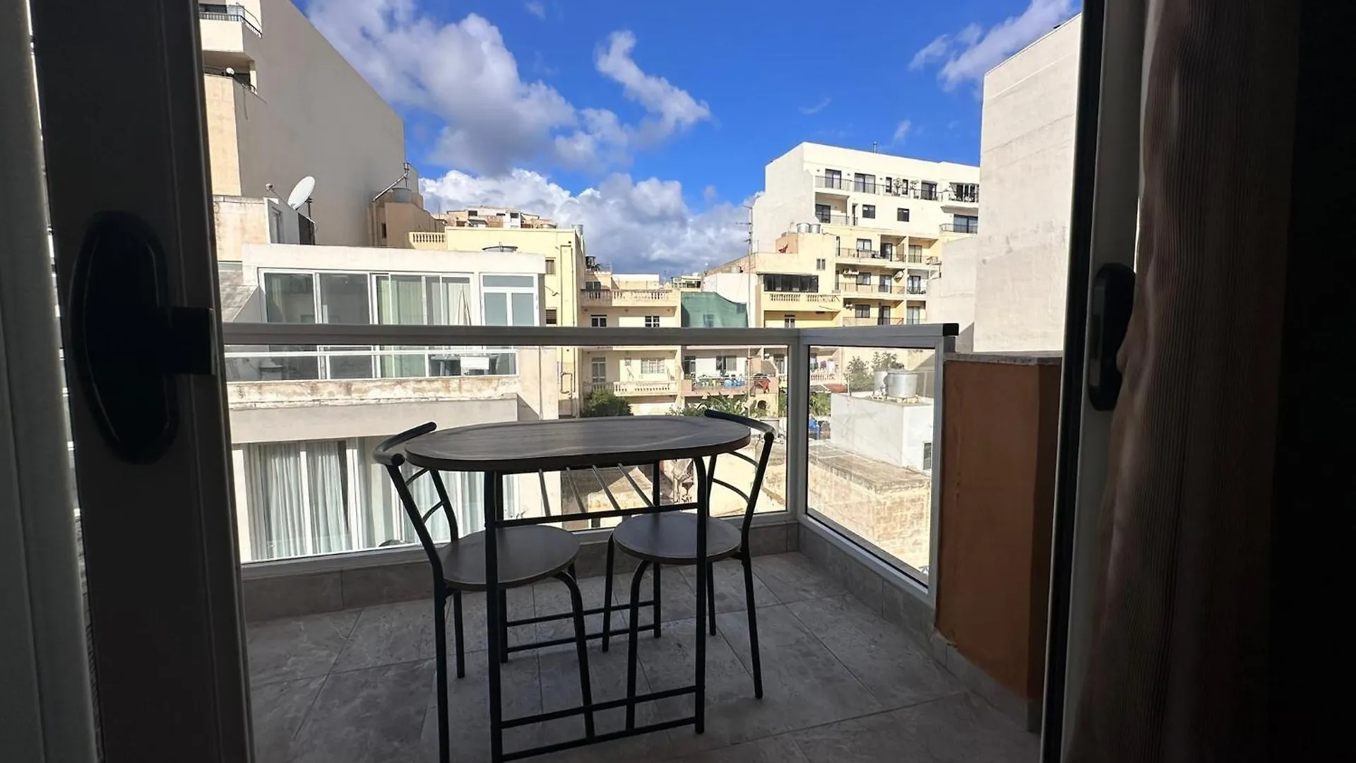 Couette-café La Bella Guesthouse San Ġiljan