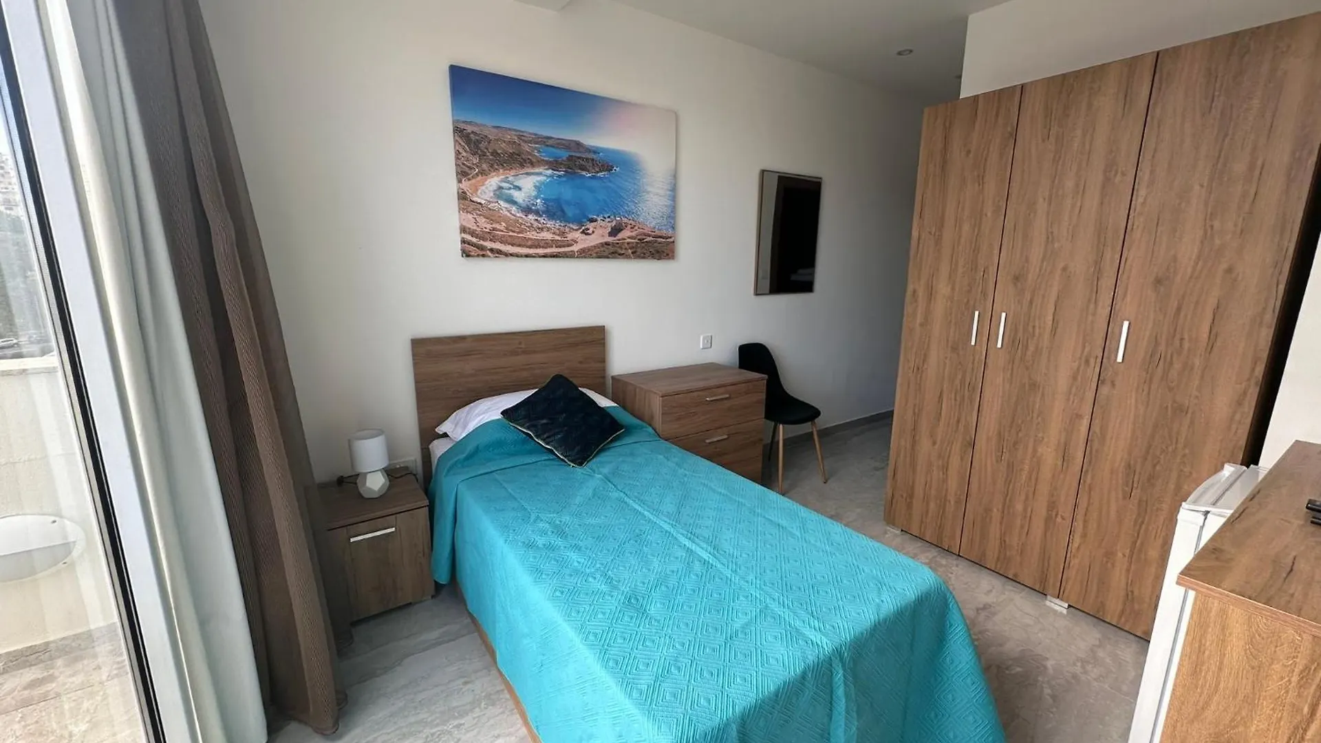 La Bella Guesthouse Saint Julian's 0*,  Malta